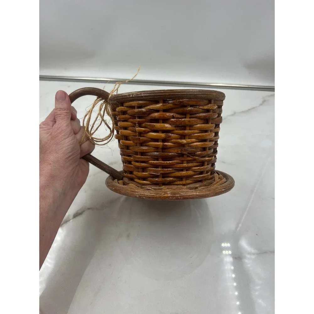 N/A vintage wicker